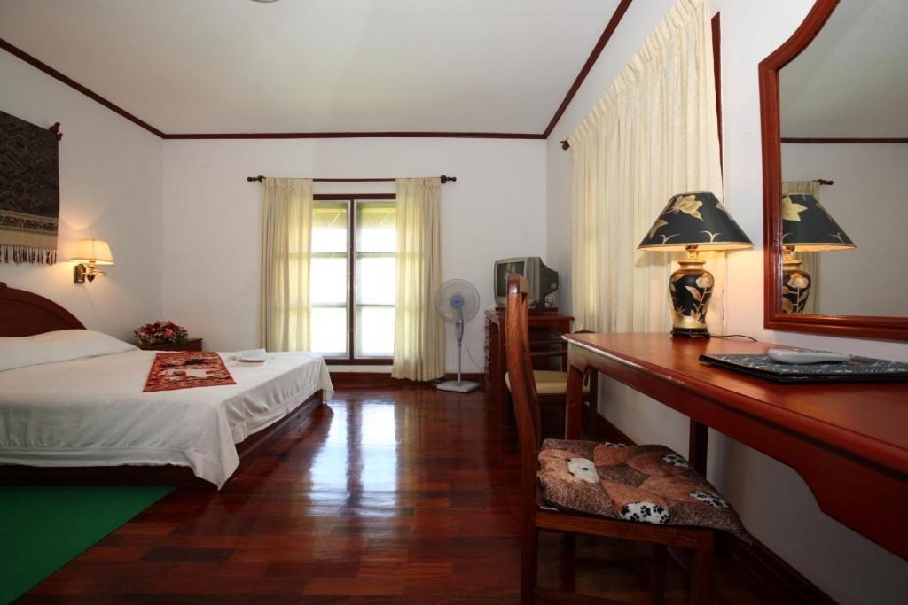 Vansana Plain Of Jars Hotel Muang Phônsavan Extérieur photo