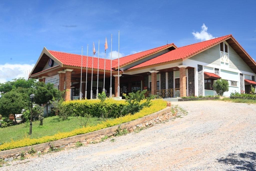 Vansana Plain Of Jars Hotel Muang Phônsavan Extérieur photo