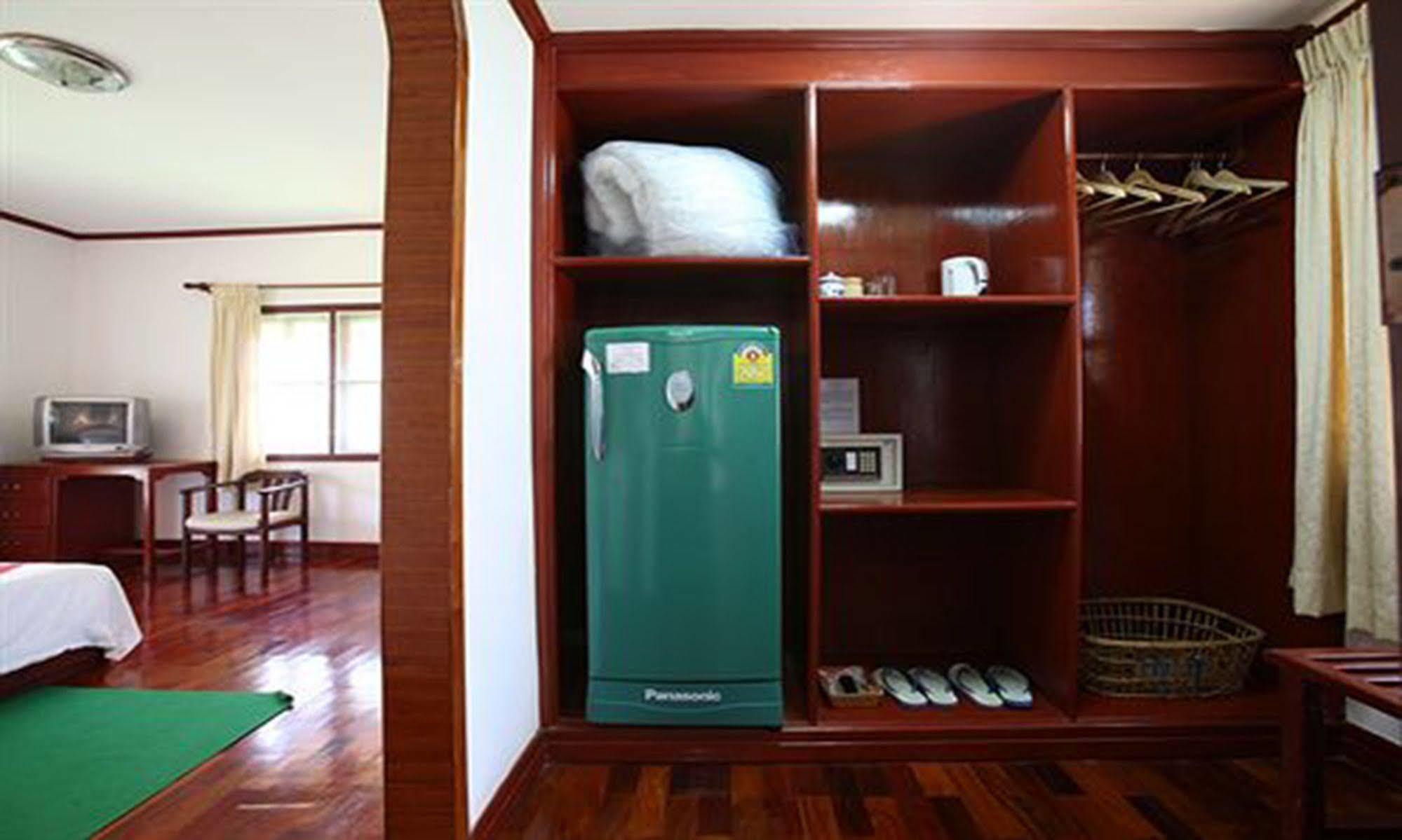 Vansana Plain Of Jars Hotel Muang Phônsavan Extérieur photo