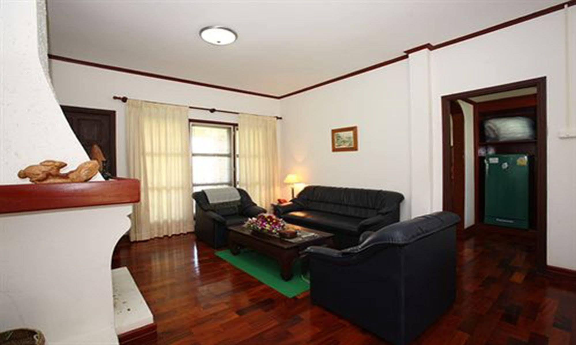 Vansana Plain Of Jars Hotel Muang Phônsavan Extérieur photo