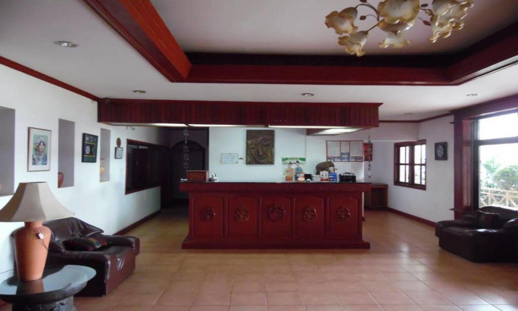 Vansana Plain Of Jars Hotel Muang Phônsavan Extérieur photo
