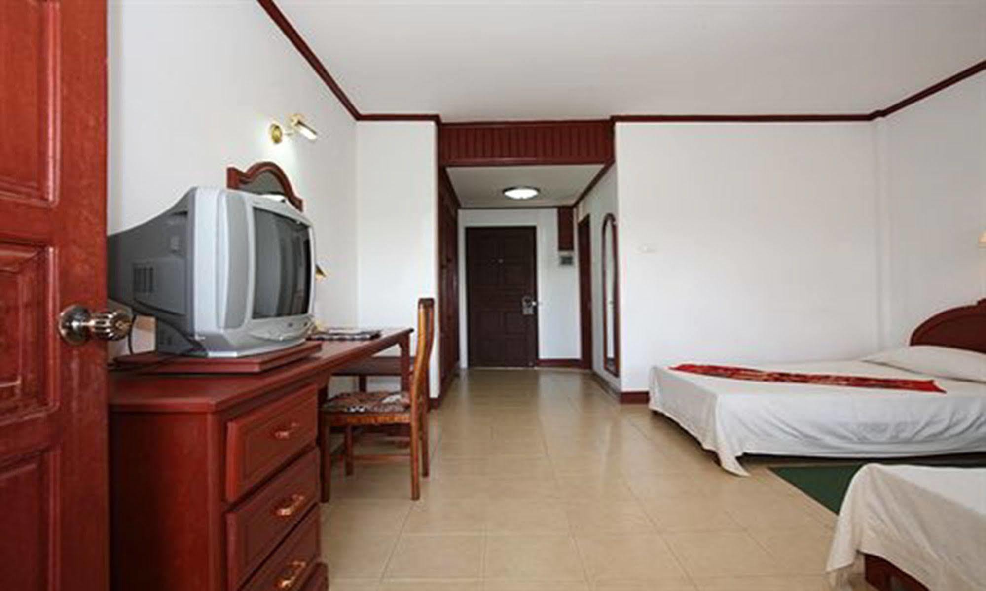 Vansana Plain Of Jars Hotel Muang Phônsavan Extérieur photo