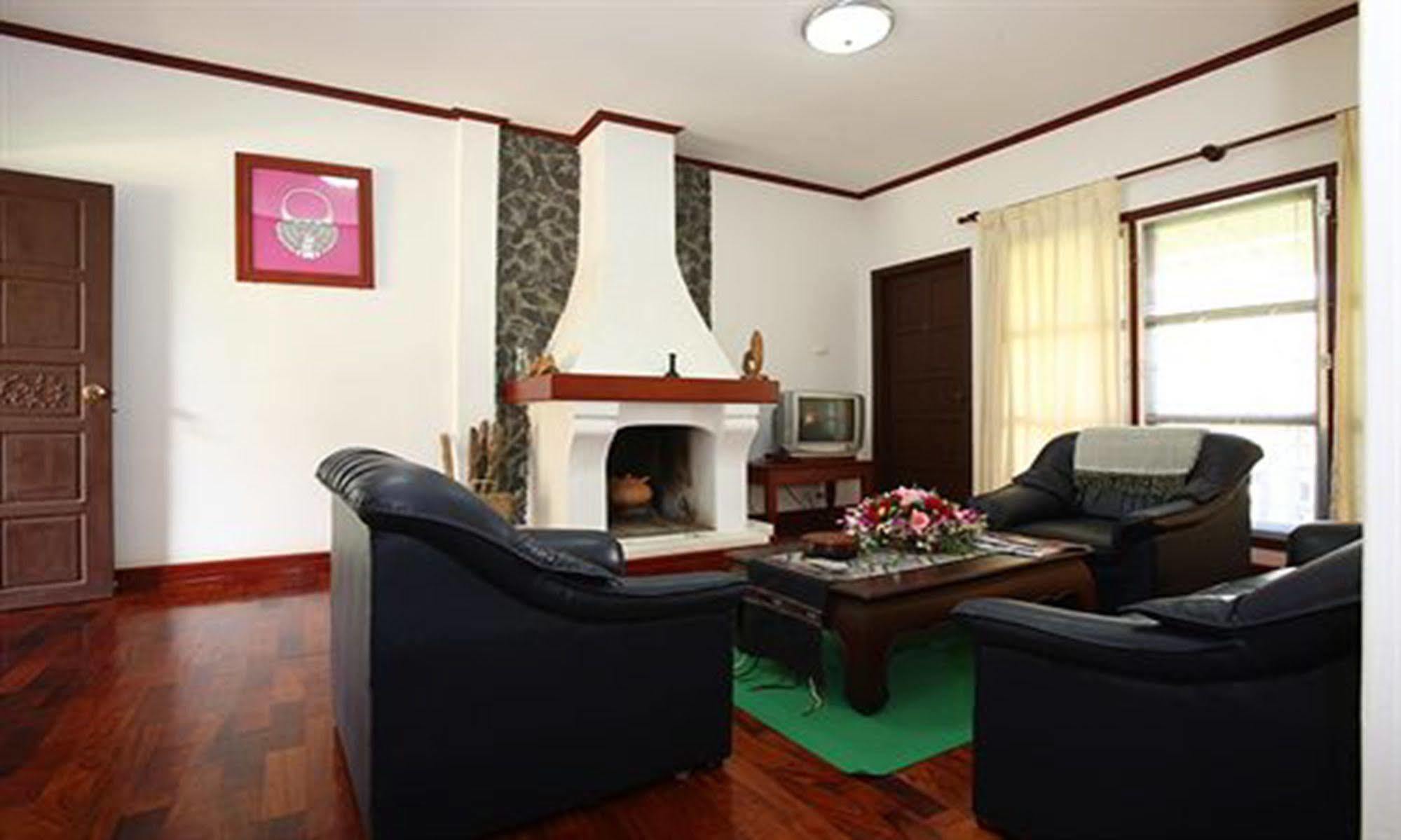Vansana Plain Of Jars Hotel Muang Phônsavan Extérieur photo