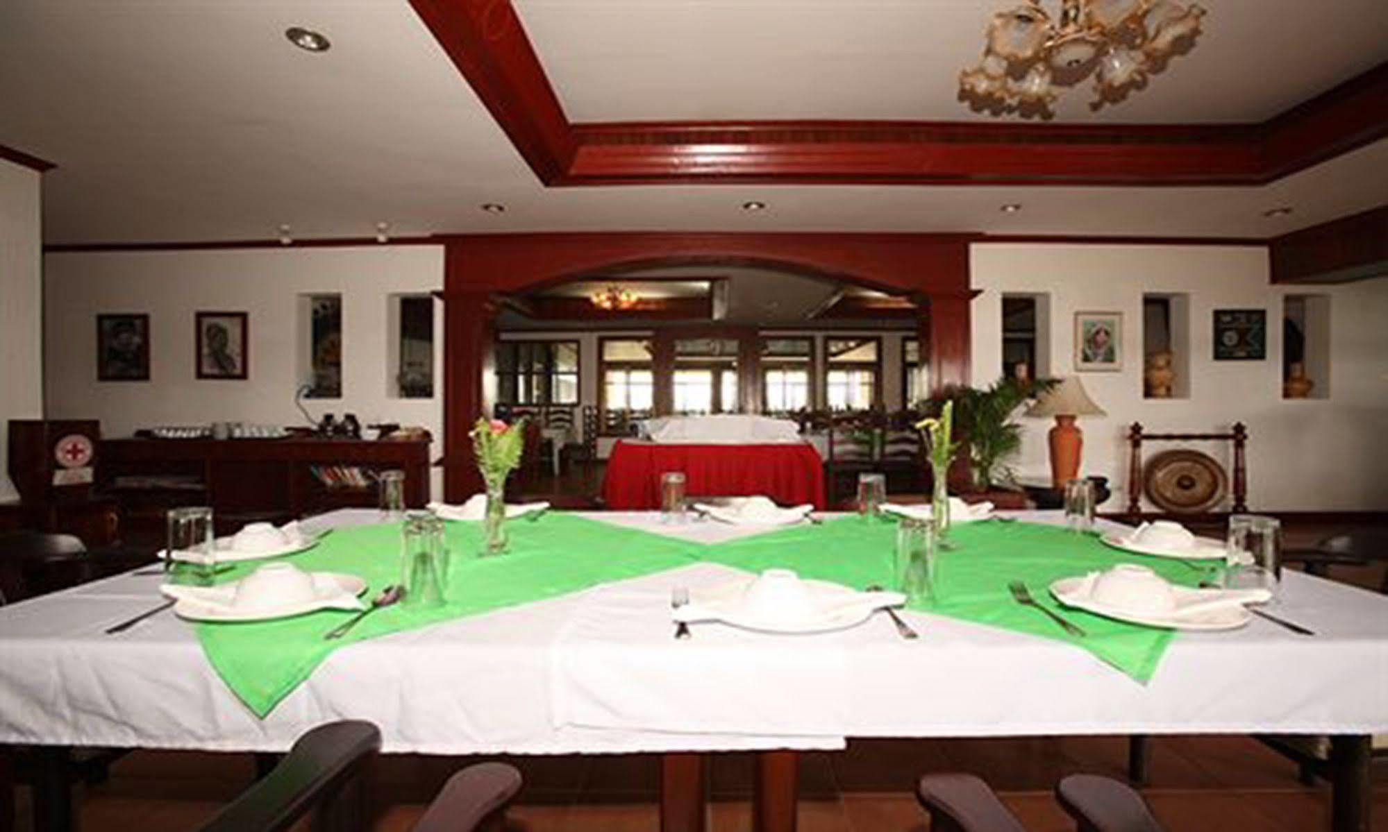 Vansana Plain Of Jars Hotel Muang Phônsavan Extérieur photo